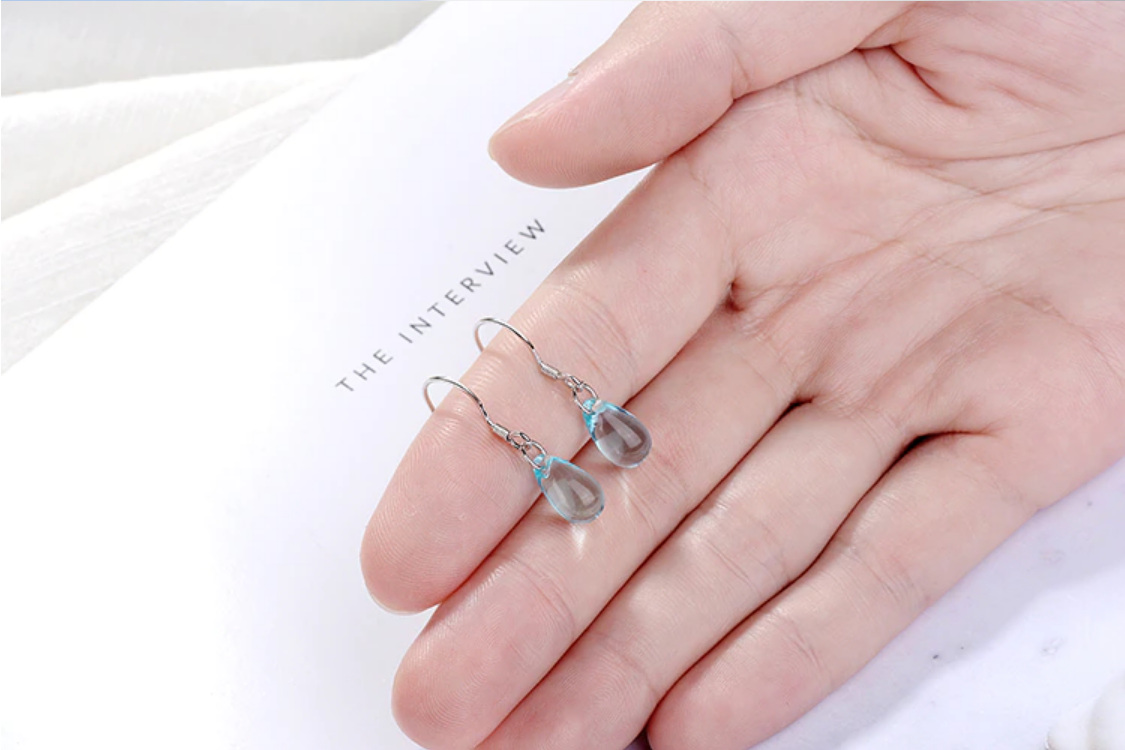 Howl Sophie Inspired Vintage Huggie Hoop Earrings Cosplay Jewelry Moving Castle Wedding Blue Crystal Bead Earring Best Gift Idea