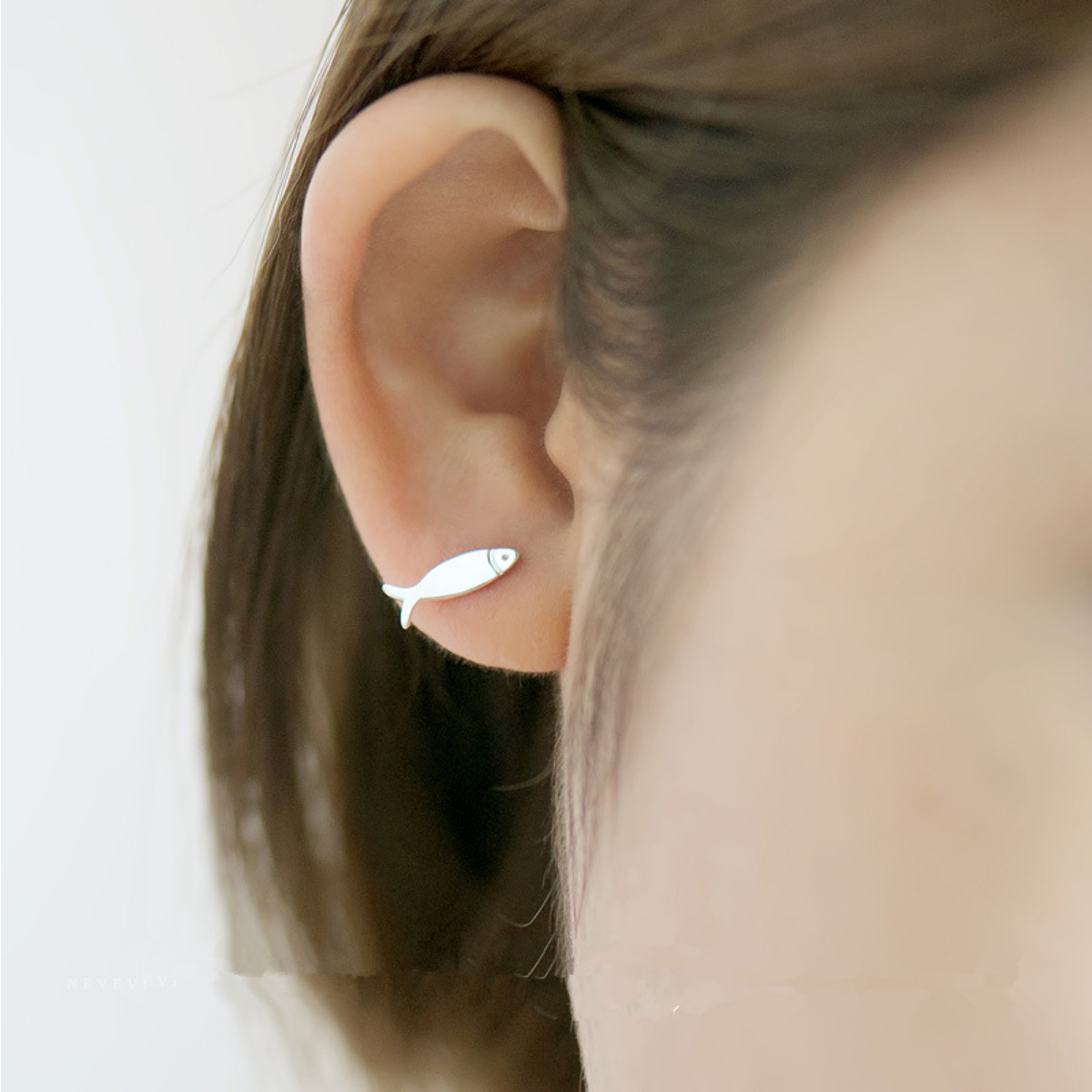100% 925 Sterling Silver Cute Kitty Cat and Fish Korea Japan Style Stud Earrings Women Girl Kids Lady Jewelry Gift