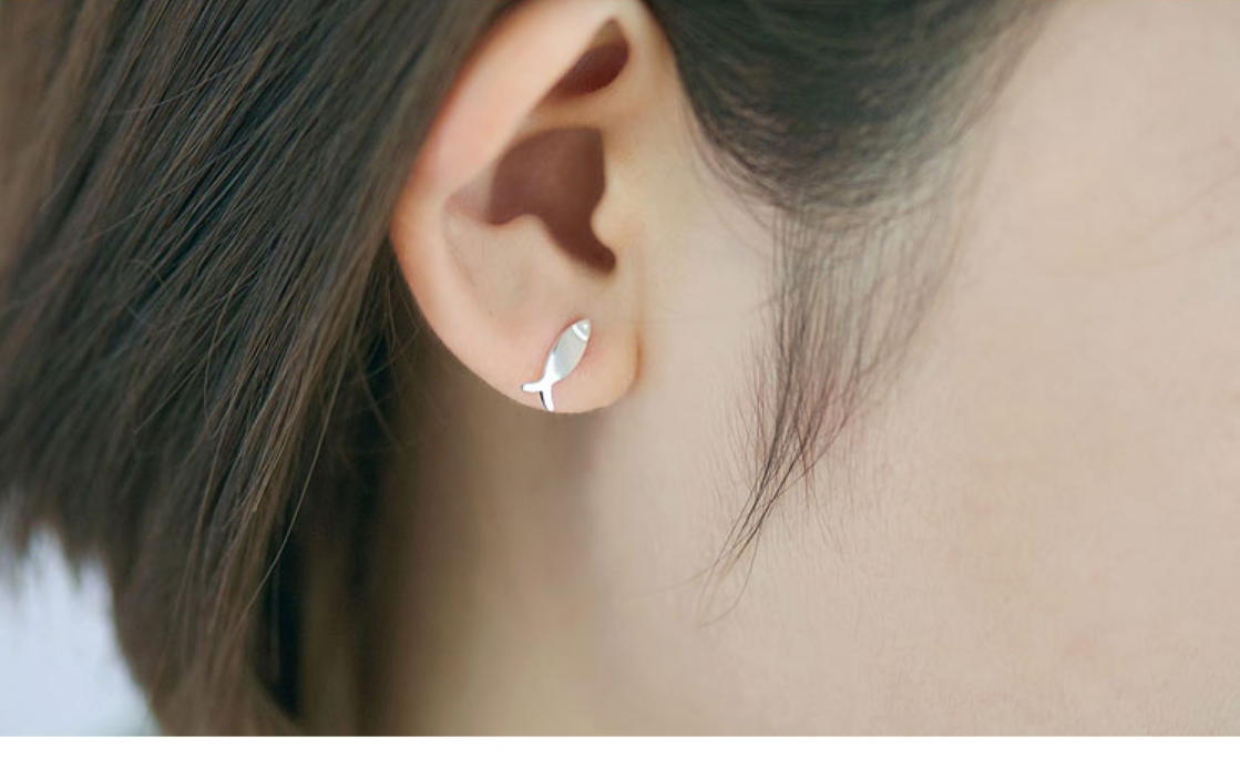 100% 925 Sterling Silver Cute Kitty Cat and Fish Korea Japan Style Stud Earrings Women Girl Kids Lady Jewelry Gift