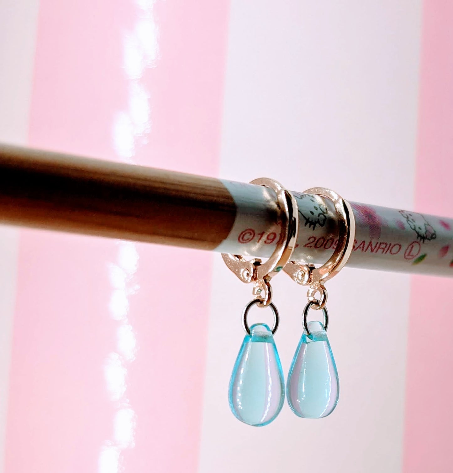 Howl Sophie Inspired Vintage Huggie Hoop Earrings Cosplay Jewelry Moving Castle Wedding Blue Crystal Bead Earring Best Gift Idea